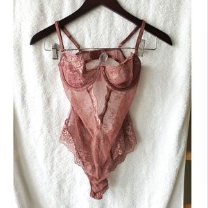 VS Very Sexy Wicked Unlined Balconette Teddy in Rose Gold